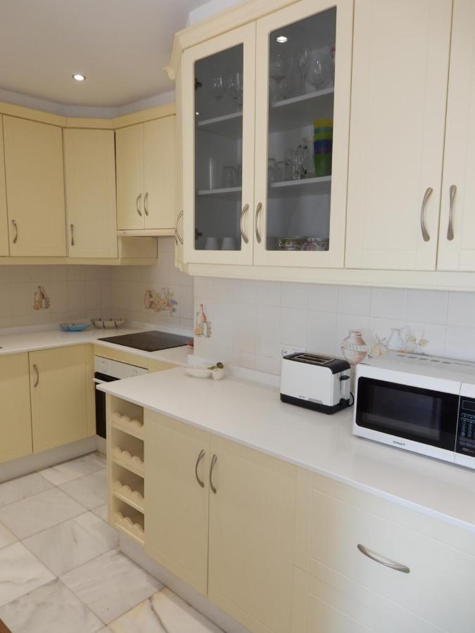 Beach Villa ,Nerja, Seaview, Pool, 3 Bedrooms, Huge Terrace And Garden Eksteriør billede