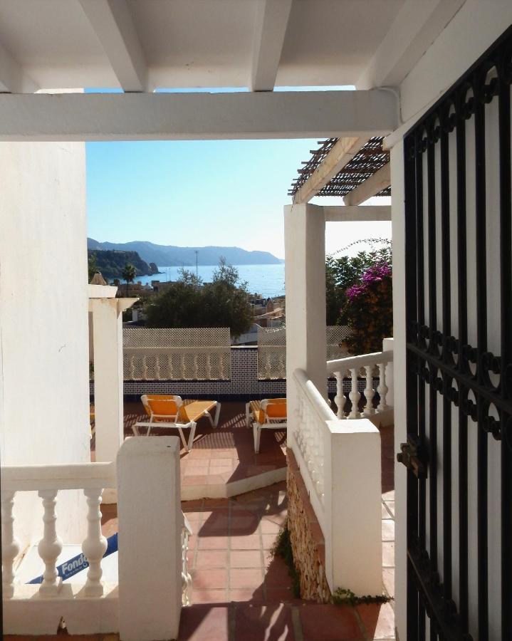 Beach Villa ,Nerja, Seaview, Pool, 3 Bedrooms, Huge Terrace And Garden Eksteriør billede