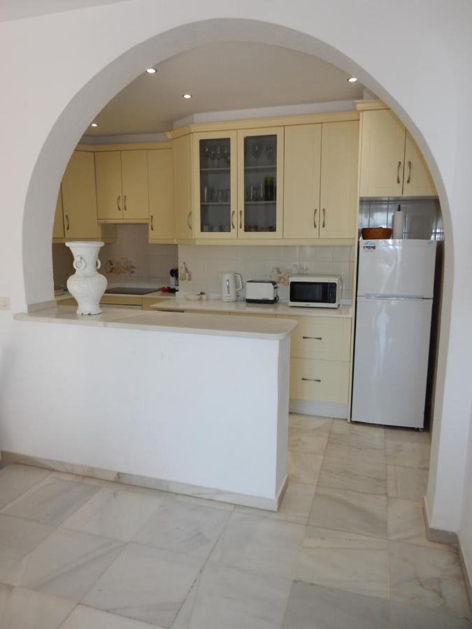 Beach Villa ,Nerja, Seaview, Pool, 3 Bedrooms, Huge Terrace And Garden Eksteriør billede
