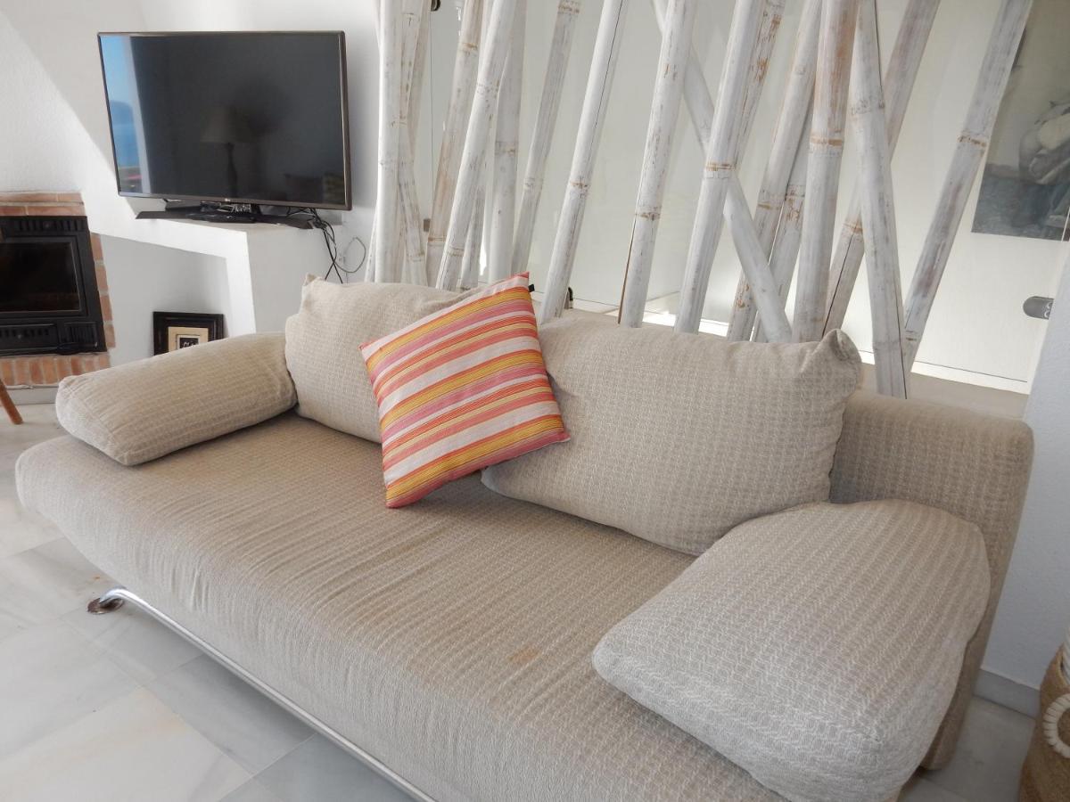 Beach Villa ,Nerja, Seaview, Pool, 3 Bedrooms, Huge Terrace And Garden Eksteriør billede